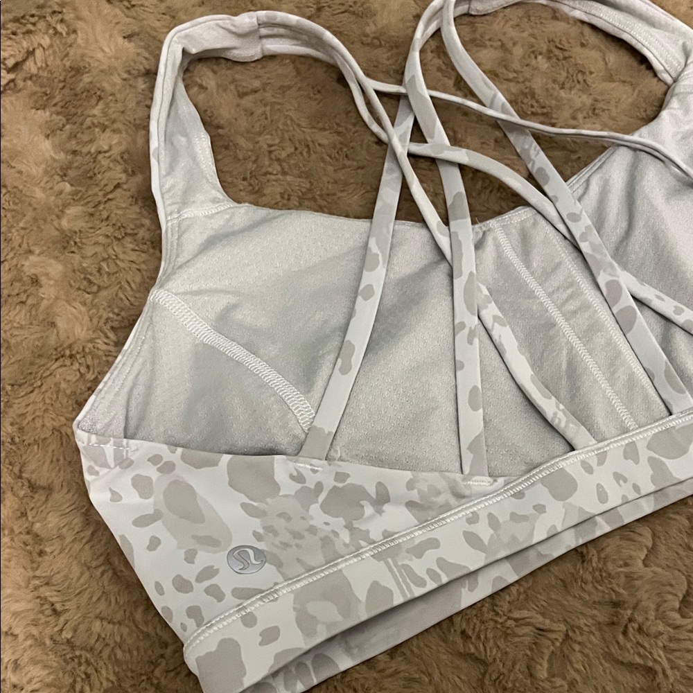 Lululemon Athletica White Patterned Sports Bra 12 - Picture 5 of 5
